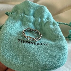 Tiffany & Co. Sterling Silver Infinity Twist Ring Size 6 w/ Pouch